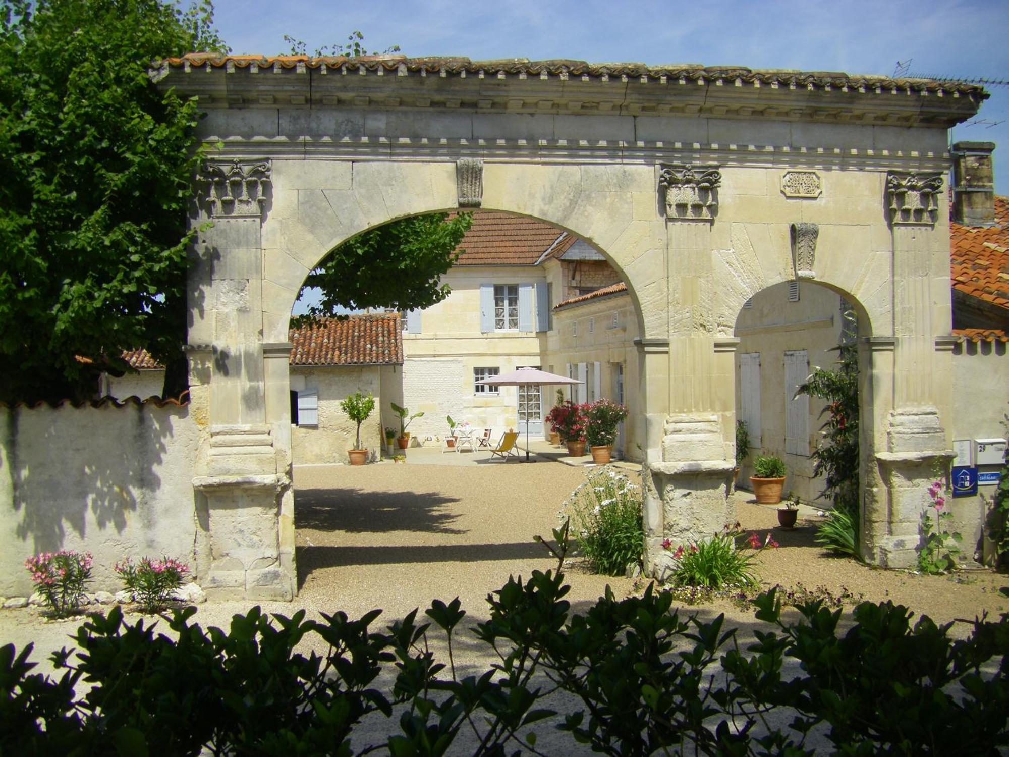 Chambre D'Hotes Clos Des Pierres Blanches Brie-sous-Archiac Екстериор снимка