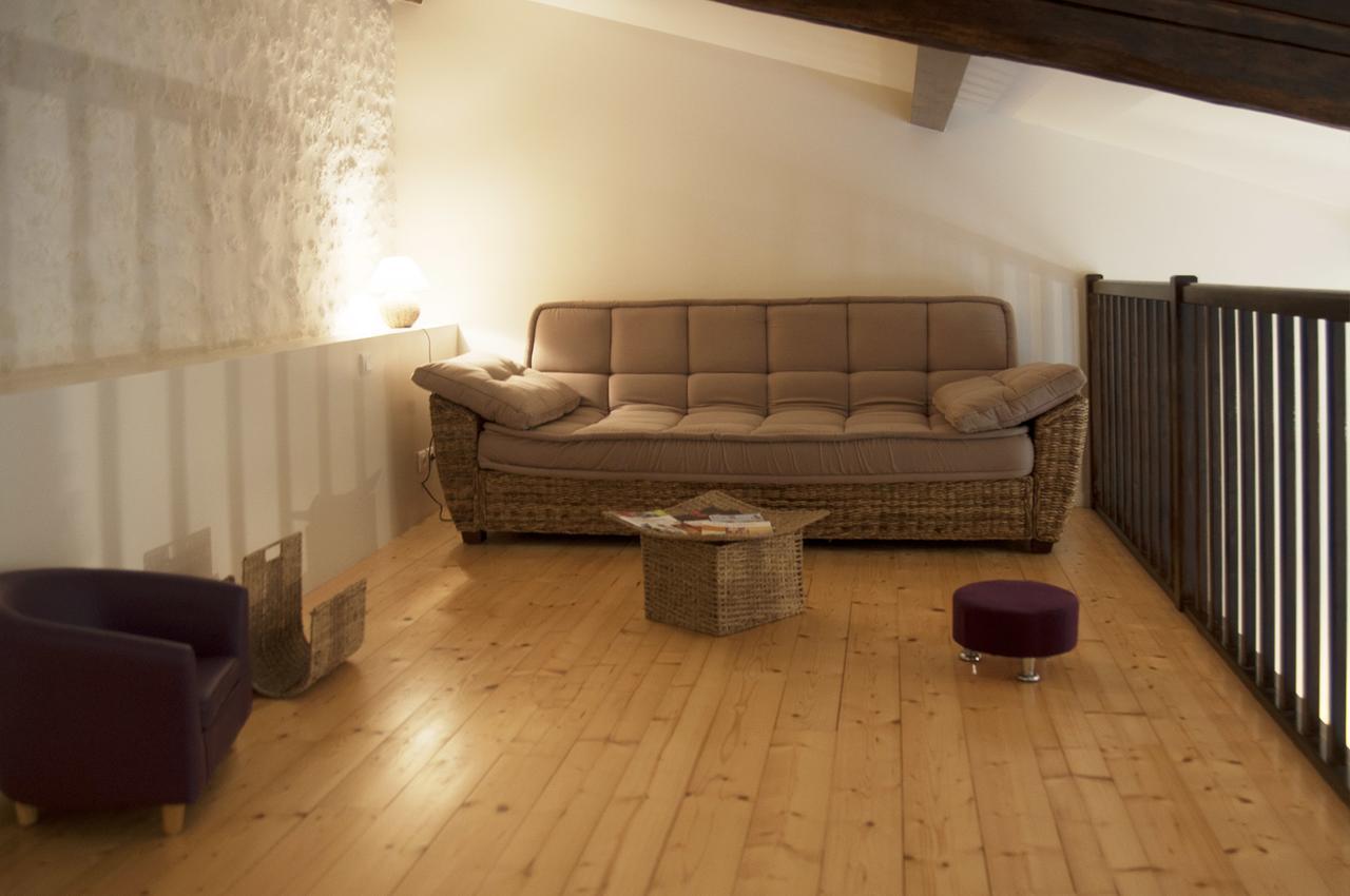 Chambre D'Hotes Clos Des Pierres Blanches Brie-sous-Archiac Екстериор снимка